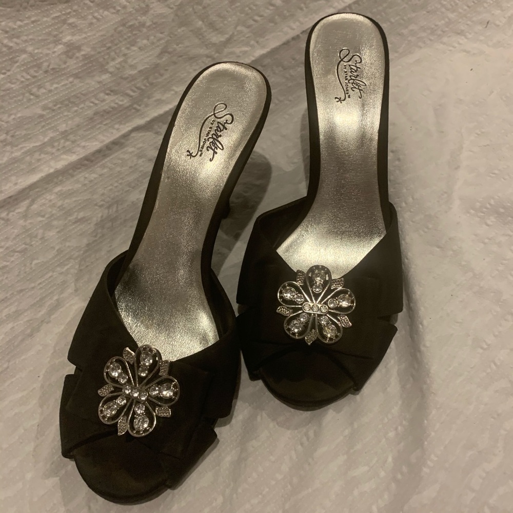 Slip on Elegant Black dress shoes.